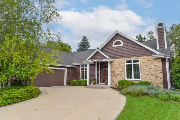W71N428 Mulberry AVENUE, Cedarburg, WI 53012