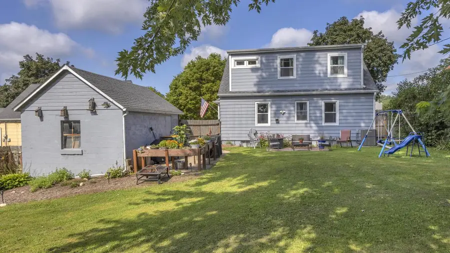 1161 N 8th AVENUE, West Bend, WI 53090 - #2
