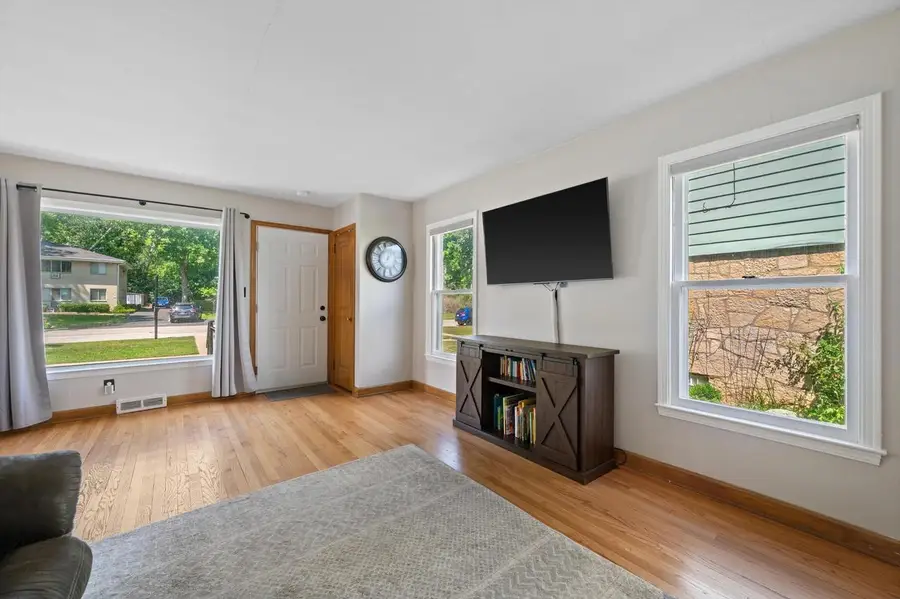 5700 N Sidney PLACE, Glendale, WI 53209 - #2