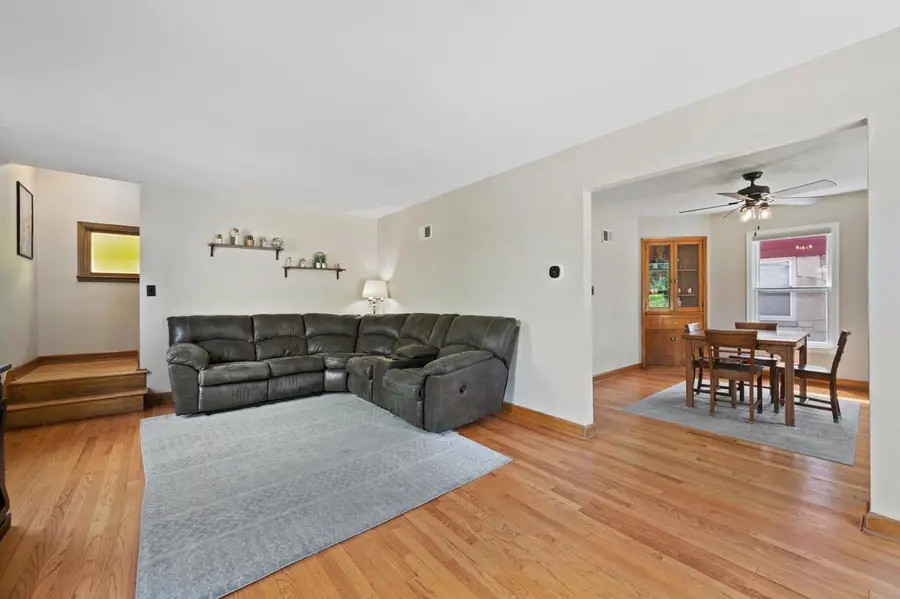 5700 N Sidney PLACE, Glendale, WI 53209 - #3