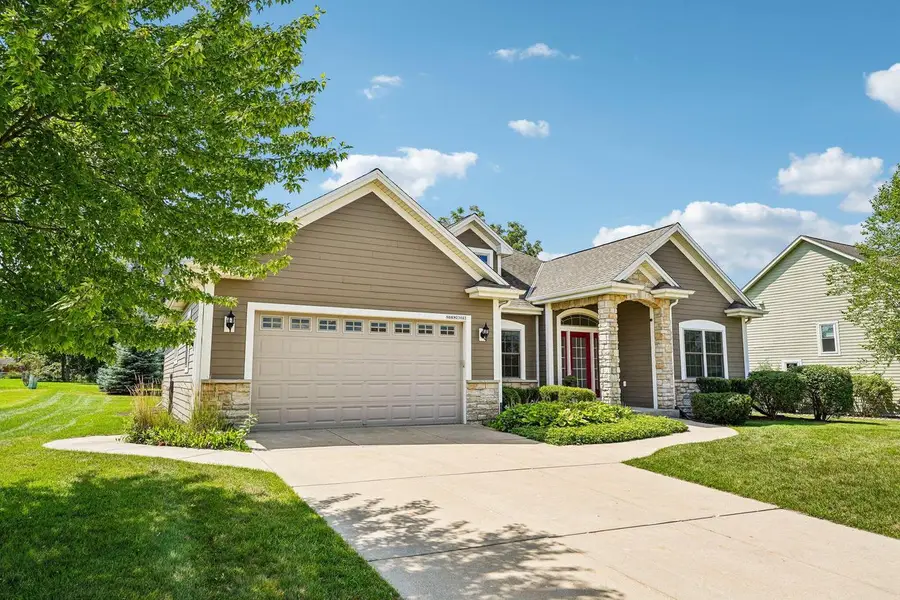 N66W23663 Hillview DRIVE, Sussex, WI 53089 - #2
