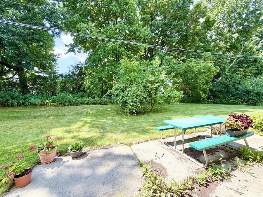 875 Anthony LANE, Brookfield, WI 53045 - #2