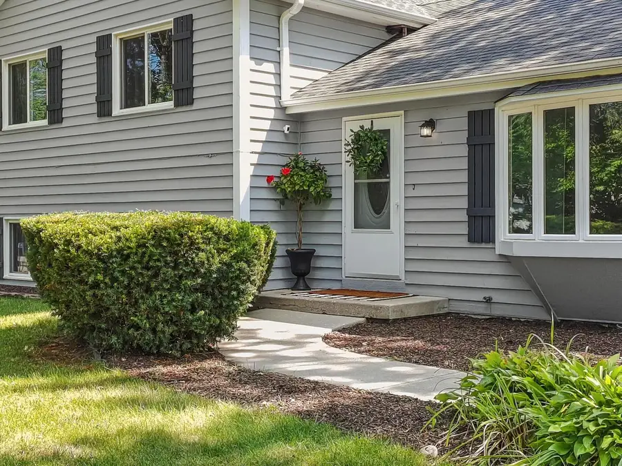 2910 Hickory LANE, Twin Lakes, WI 53181 - #2