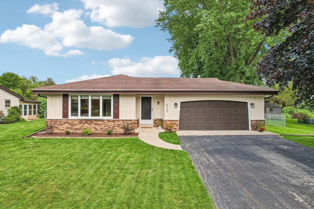4120 S Regal DRIVE, New Berlin, WI 53151 - #1