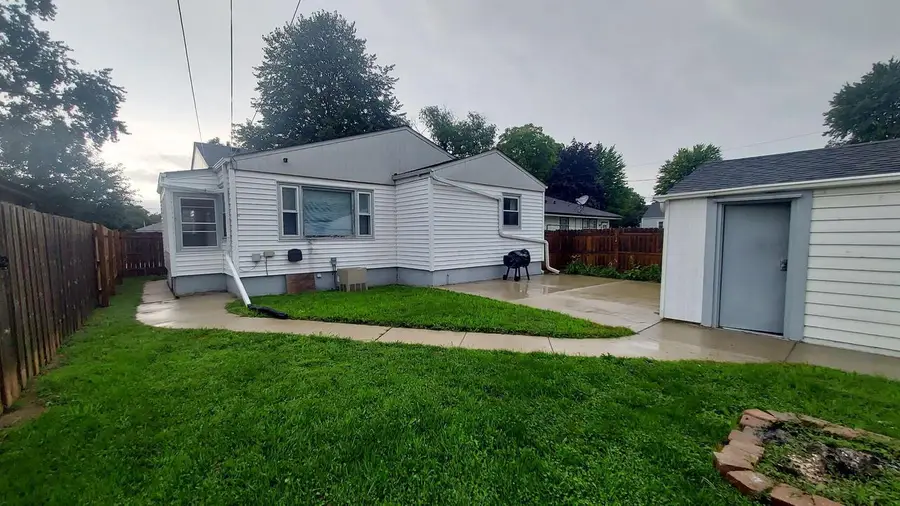 1405 15th AVENUE, South Milwaukee, WI 53172 - #2