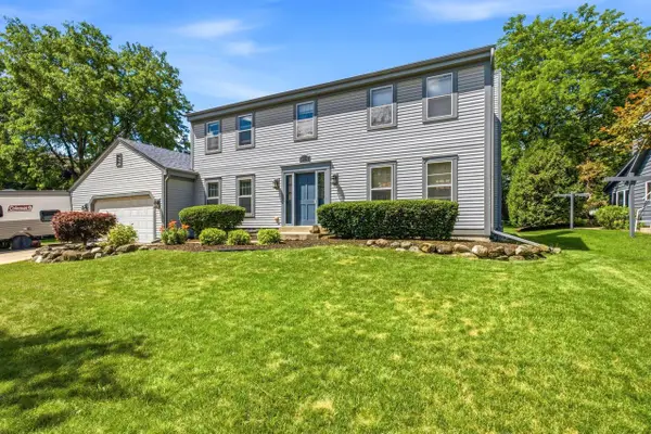 1232 Cavalier DRIVE, Waukesha, WI 53186