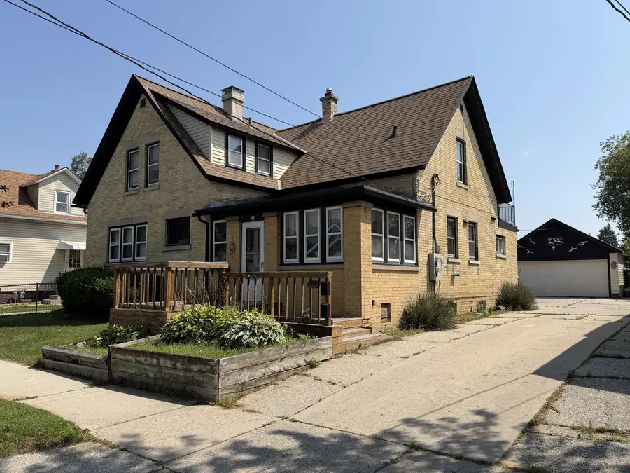 1321 S 16th STREET, Manitowoc, WI 54220 - #2