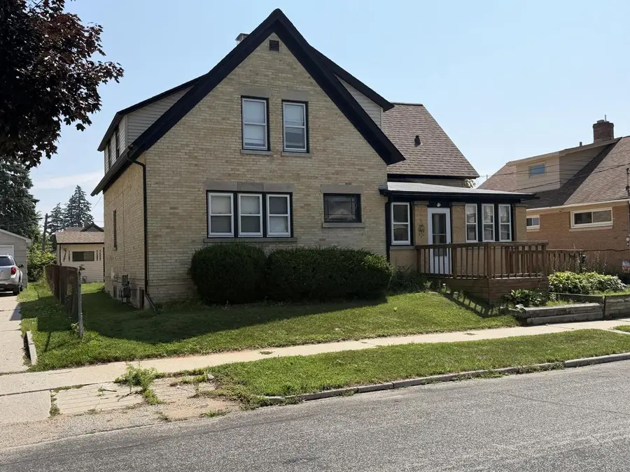 1321 S 16th STREET, Manitowoc, WI 54220 - #3