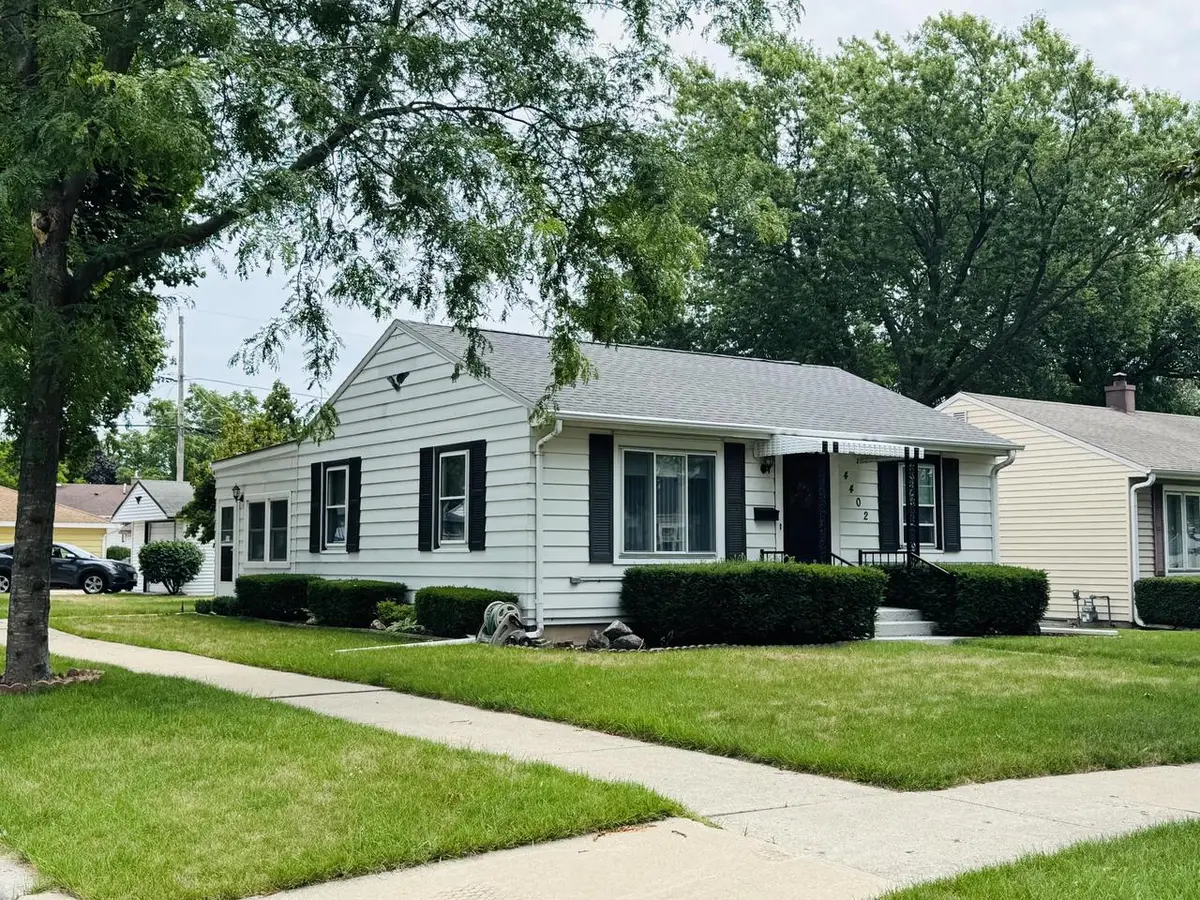 4402 S Lenox STREET, Milwaukee, WI 53207 - #1