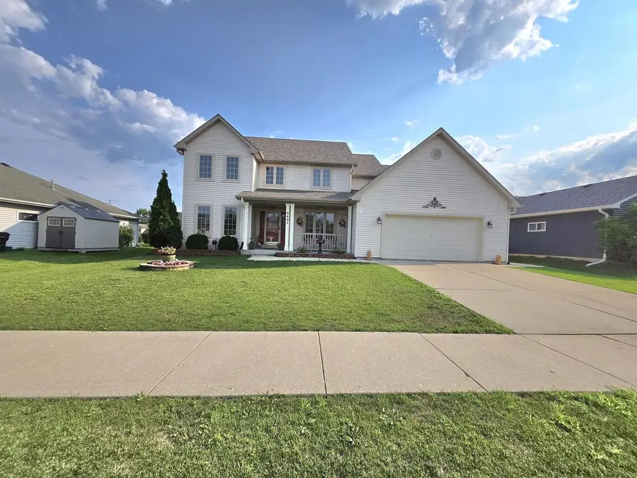 8401 Kingsway LANE, Sturtevant, WI 53177 - #2