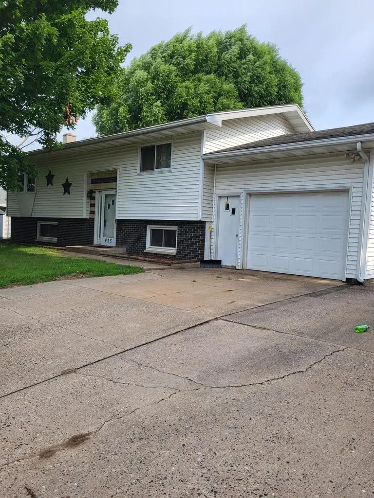 425 Church STREET, Holmen, WI 54636 - #1