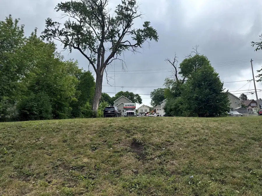 2120 N 40TH STREET, Milwaukee, WI 53208 - #2