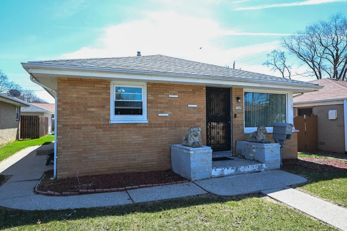 7509 W Carmen AVENUE, Milwaukee, WI 53218 - #1