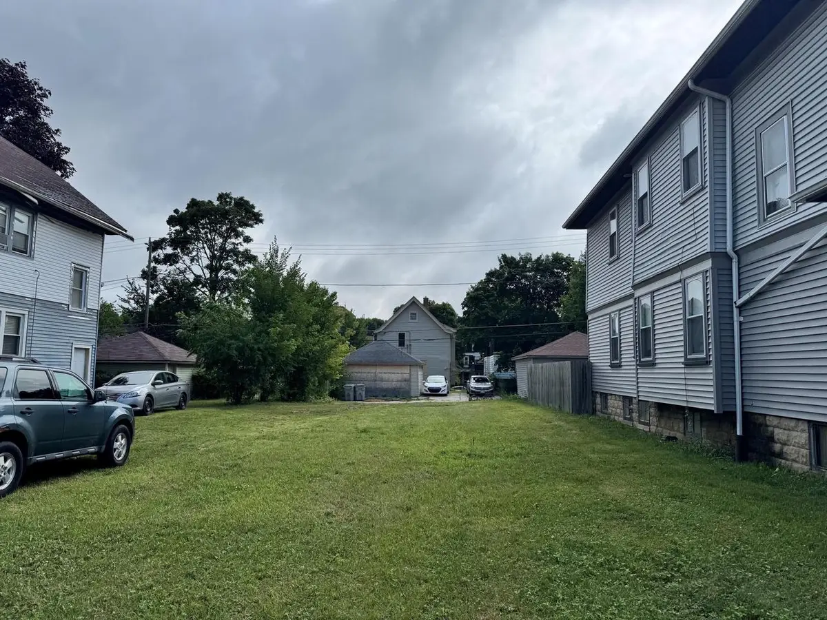 2554 N 50TH STREET, Milwaukee, WI 53210 - #1