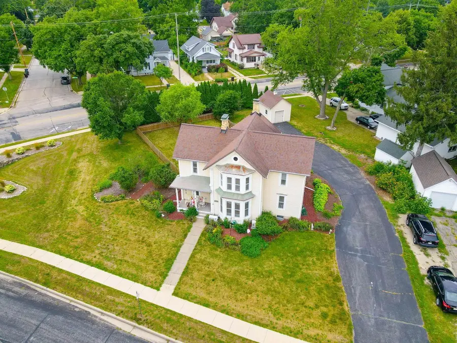 332 Riverside DRIVE, Fort Atkinson, WI 53538 - #3