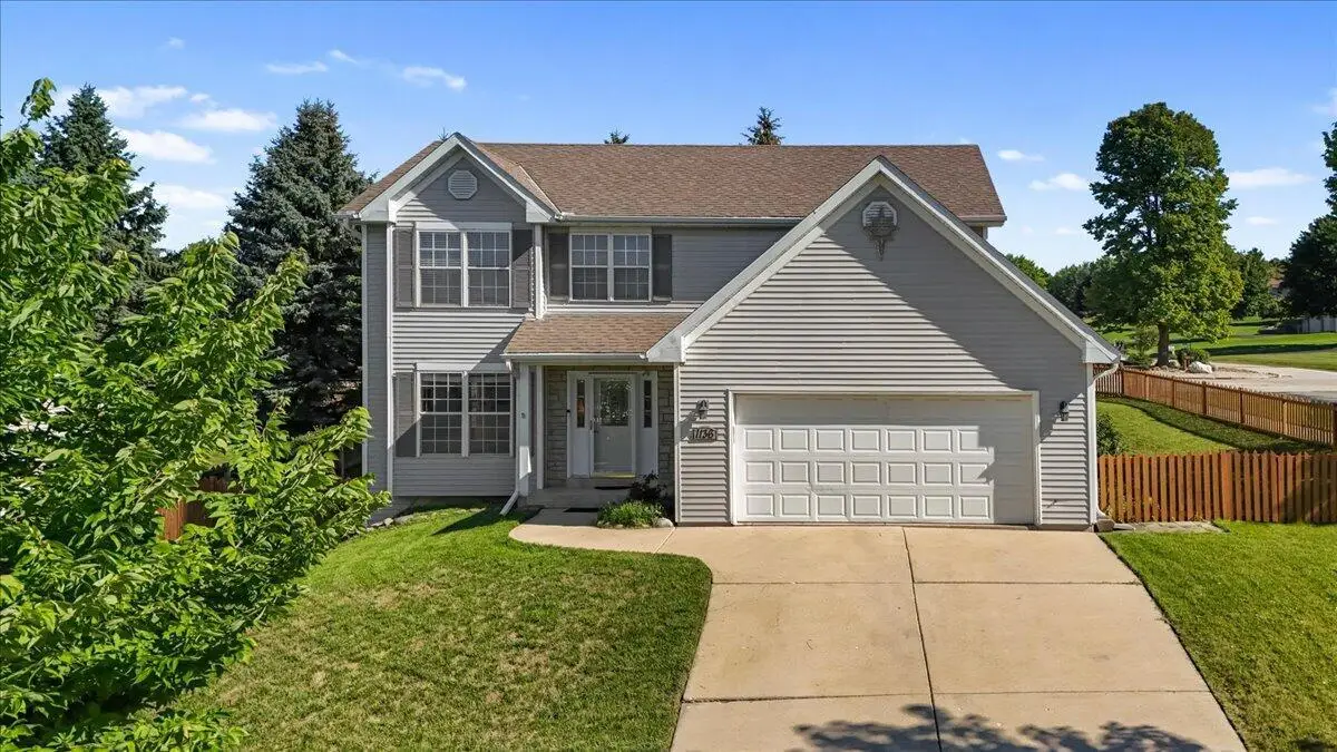 1136 Garfield LANE, Hartford, WI 53027 - #1