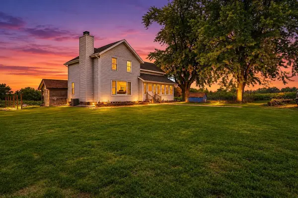 N2440 Mulvaney LANE, Reeseville, WI 53579