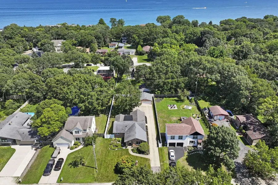 8711 3rd AVENUE, Pleasant Prairie, WI 53158 - #2