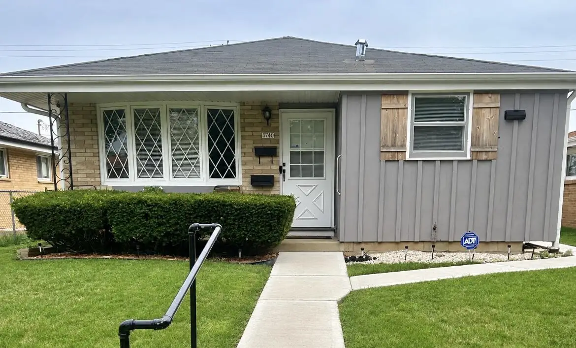 5740 N 98th STREET, Milwaukee, WI 53225 - #1