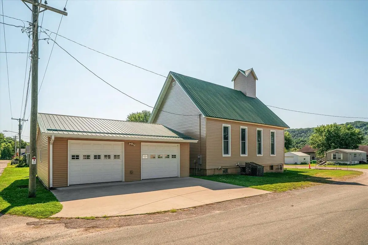 404 E Main STREET, La Farge, WI 54639 - #1