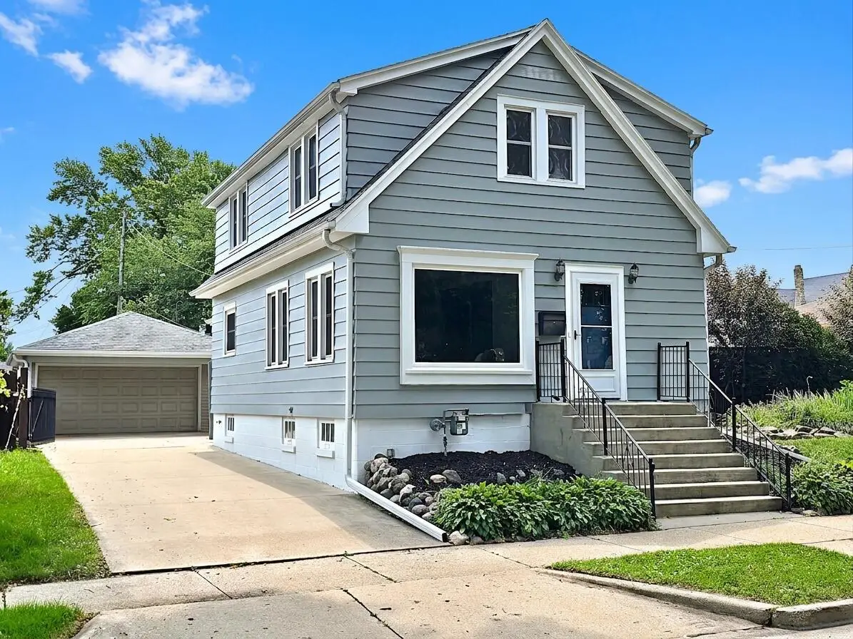 9609 W Grant STREET, West Allis, WI 53227 - #1