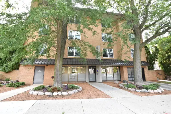 2121 N Cambridge AVENUE #212, Milwaukee, WI 53202
