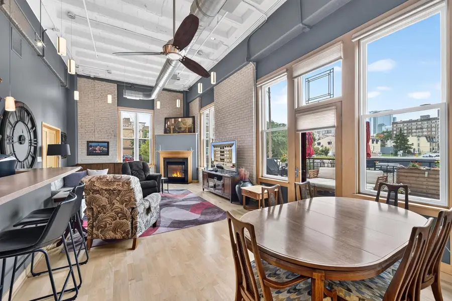 1325 N Van Buren STREET #202, Milwaukee, WI 53202 - #3