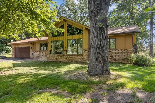 N6372 Tamarack Ridge ROAD, Elkhorn, WI 53121