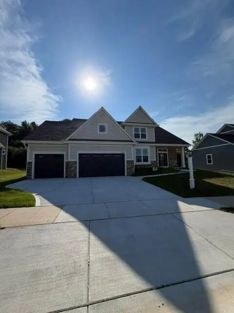 1344 Mohican TRAIL, Waukesha, WI 53189 - #1