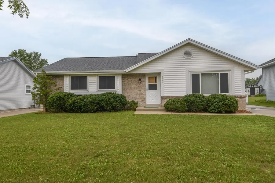 9771 W Darnel AVENUE, Milwaukee, WI 53224 - #2