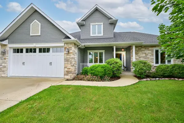 403 Maple LANE, Williams Bay, WI 53191