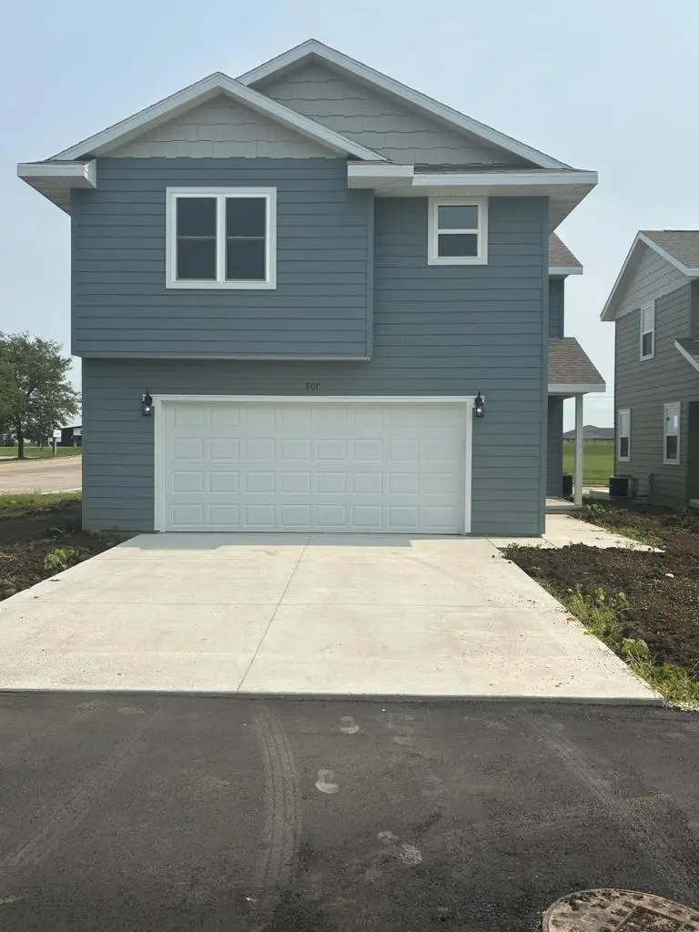 807 Arthur DRIVE, Milton, WI 53563 - #3
