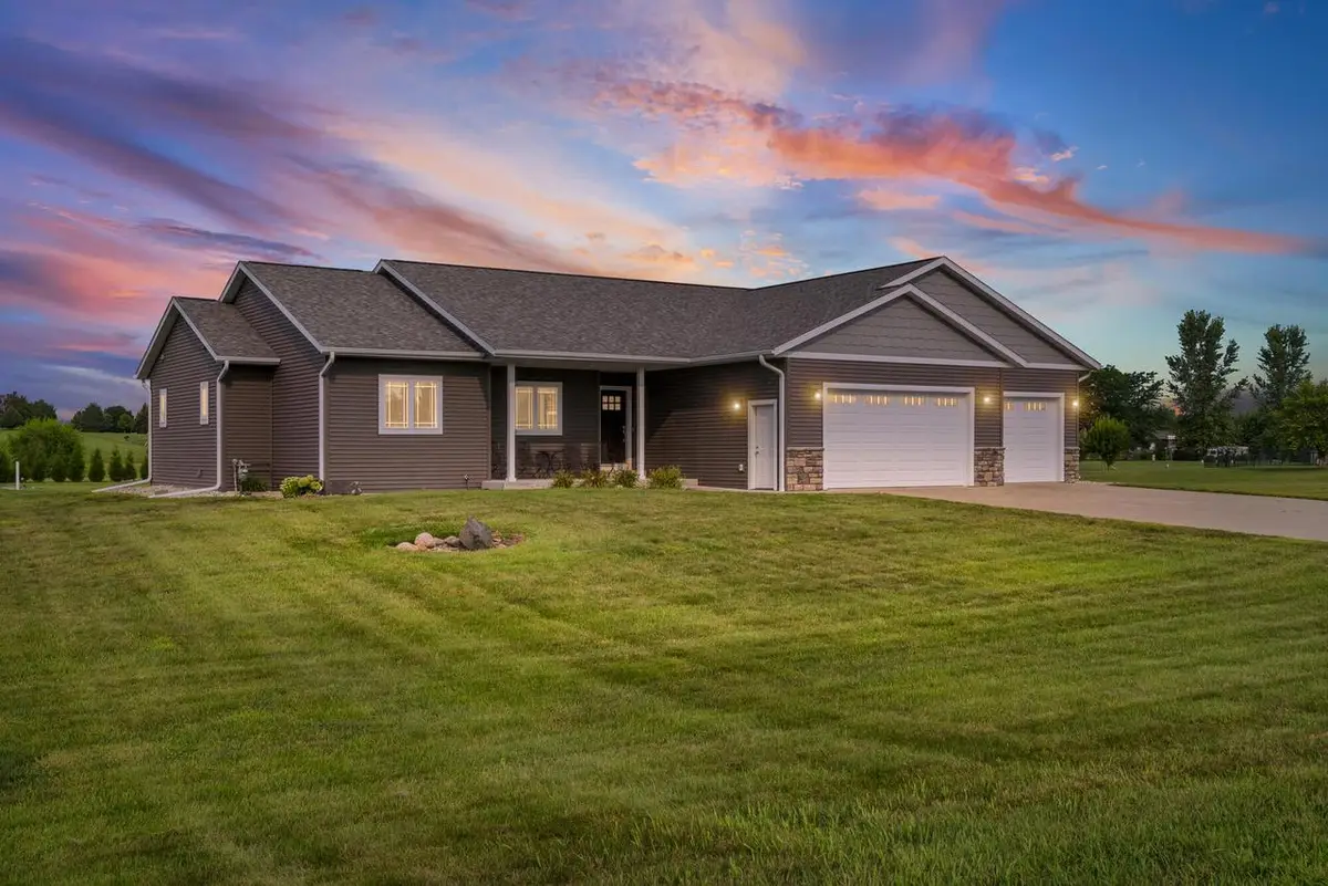 N13249 Wildrose ROAD, Trempealeau, WI 54661 - #1