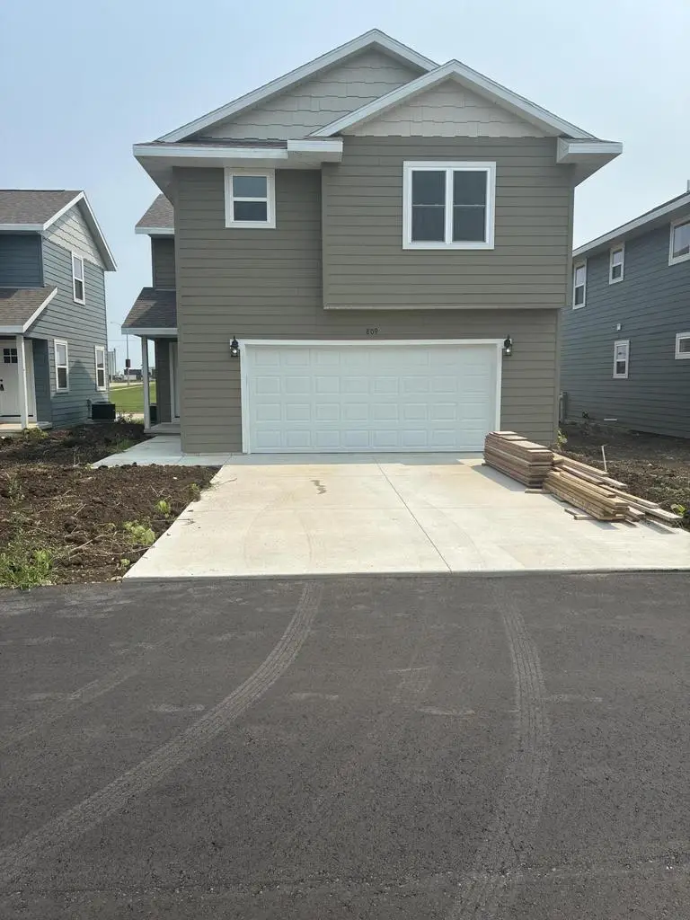 809 Arthur DRIVE, Milton, WI 53563 - #2