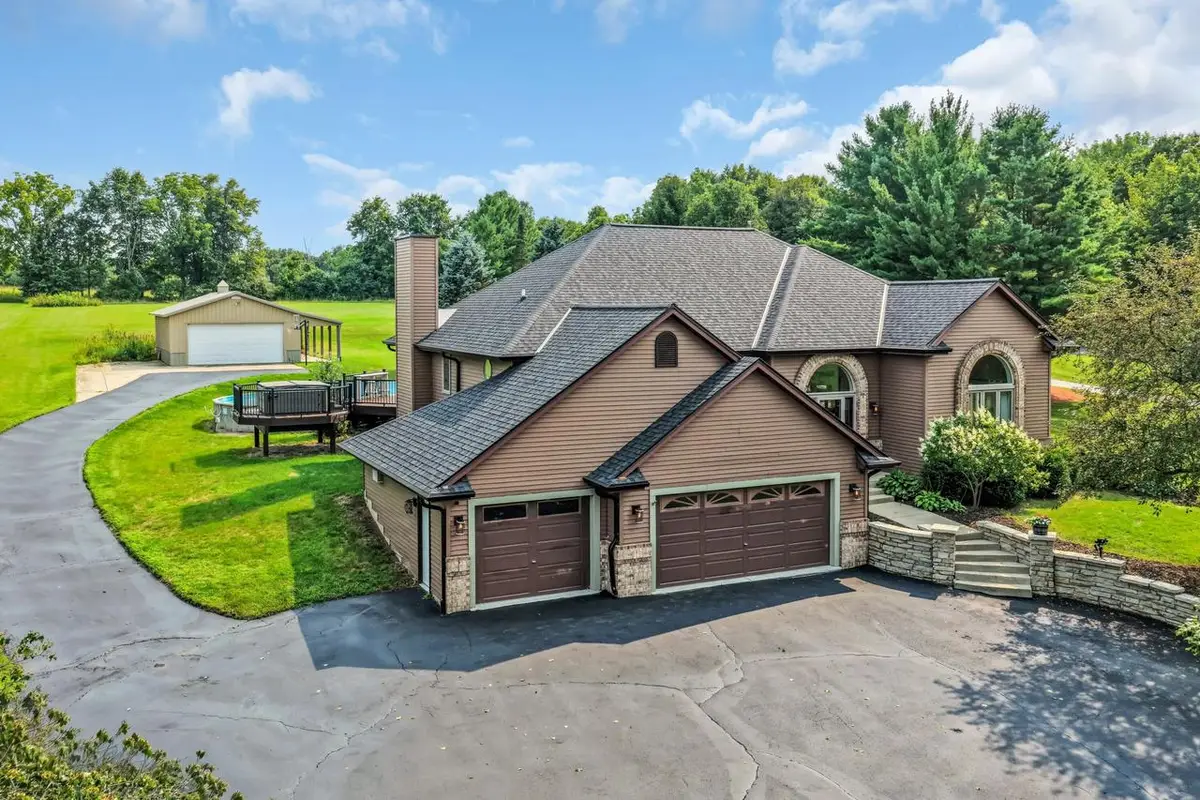 S83W24455 Artesian AVENUE, Mukwonago, WI 53149 - #1