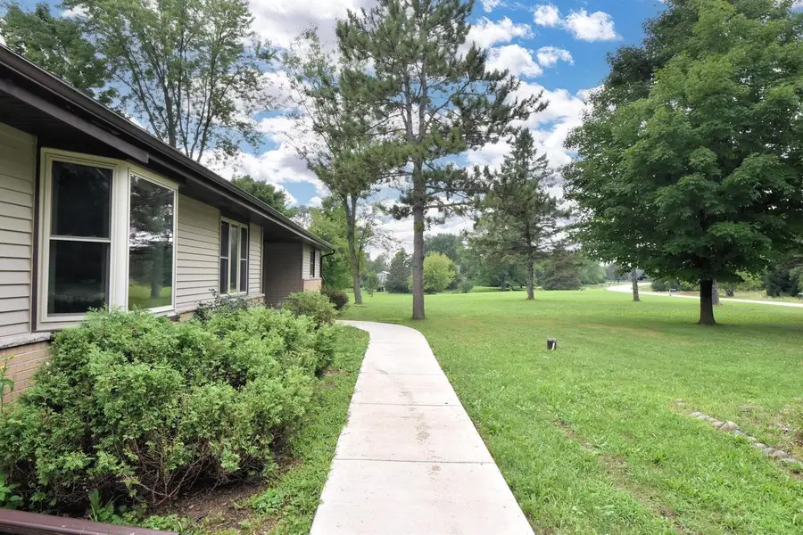 W326S3530 Mesa TRAIL, Dousman, WI 53118 - #2