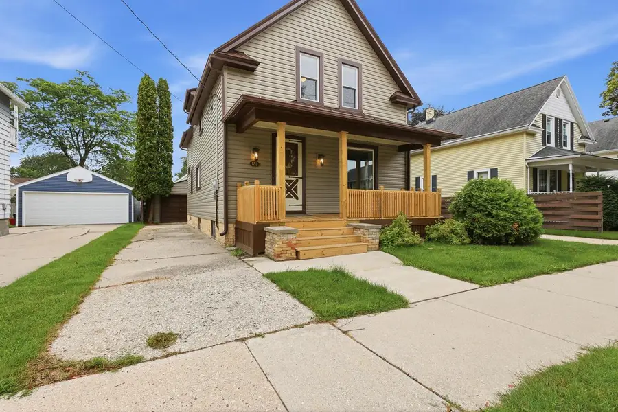 851 N 10th STREET, Manitowoc, WI 54220 - #2