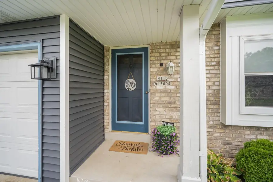 N116W15004 Brownstone COURT #N116W15006, Germantown, WI 53022 - #2