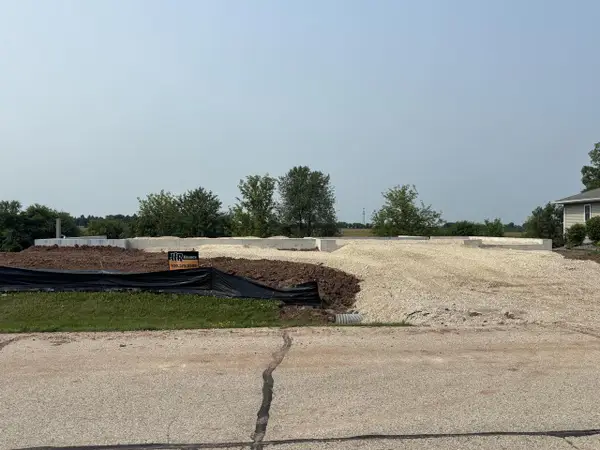 16 Trails End COURT, Fond Du Lac, WI 54937