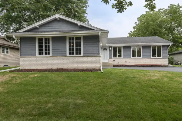 1815 Haymarket ROAD, Waukesha, WI 53189