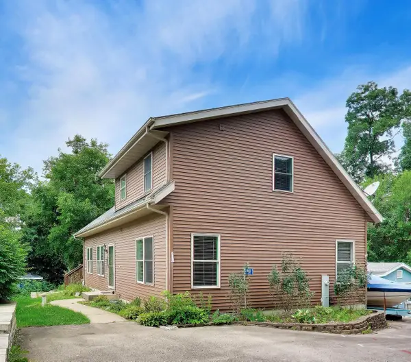 809 Spruce STREET, Twin Lakes, WI 53181