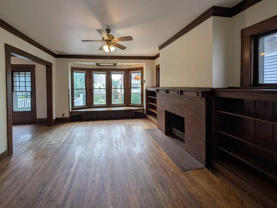 3223 N Marietta AVENUE #3225, Milwaukee, WI 53211 - #2