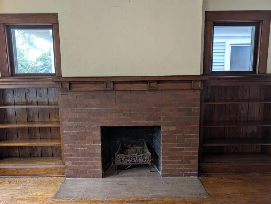 3223 N Marietta AVENUE #3225, Milwaukee, WI 53211 - #3