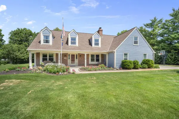 149 Hickory DRIVE, Delafield, WI 53018