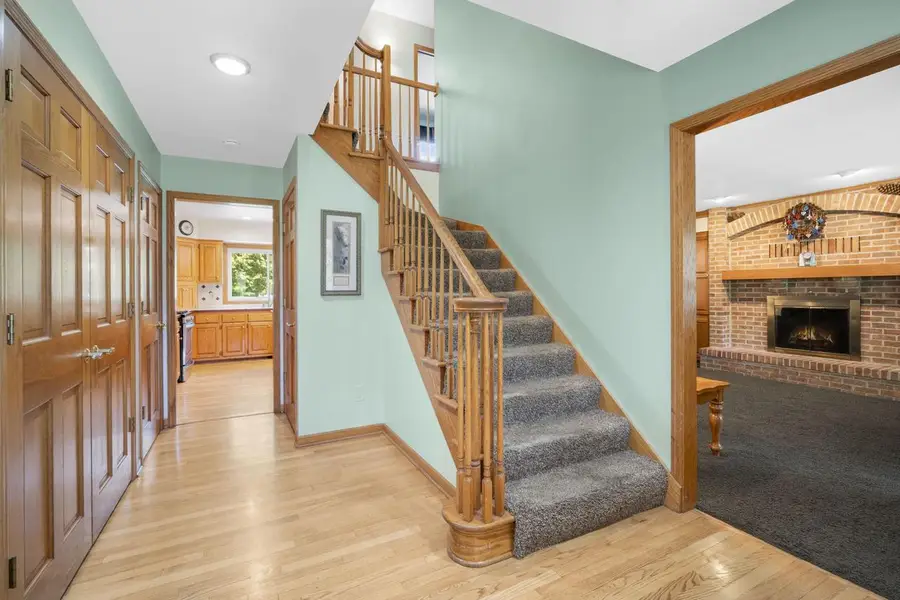 149 Hickory DRIVE, Delafield, WI 53018 - #3