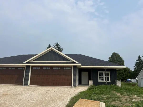 1915 Paul ROAD, Manitowoc, WI 54220