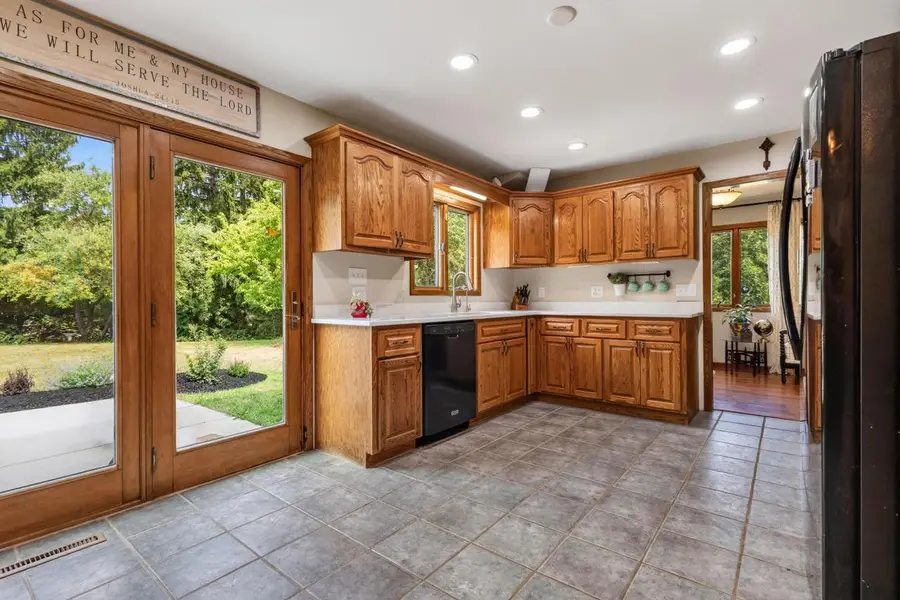 N8W27232 Woodridge LANE, Waukesha, WI 53188 - #3