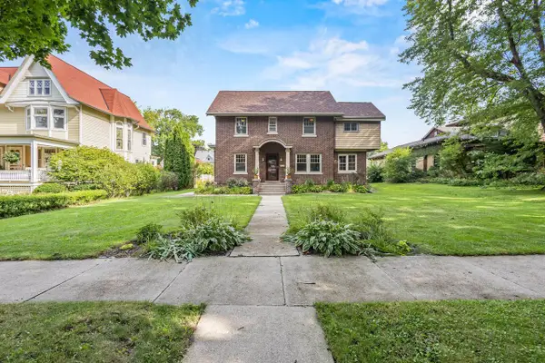 902 Clyman STREET, Watertown, WI 53094
