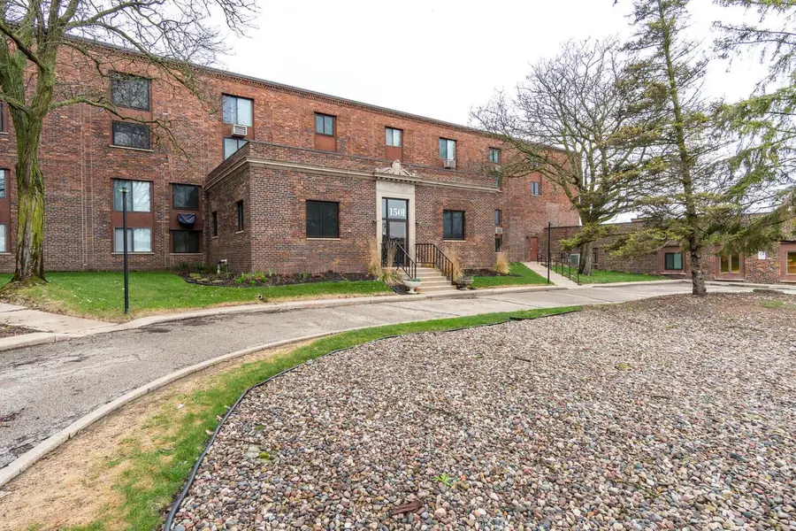 1501 Rose STREET #7, La Crosse, WI 54603 - #3