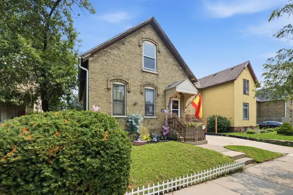 1827 Green STREET, Racine, WI 53402